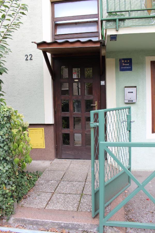 ザグレブWest Capital - Free Private Parkingアパートメント エクステリア 写真